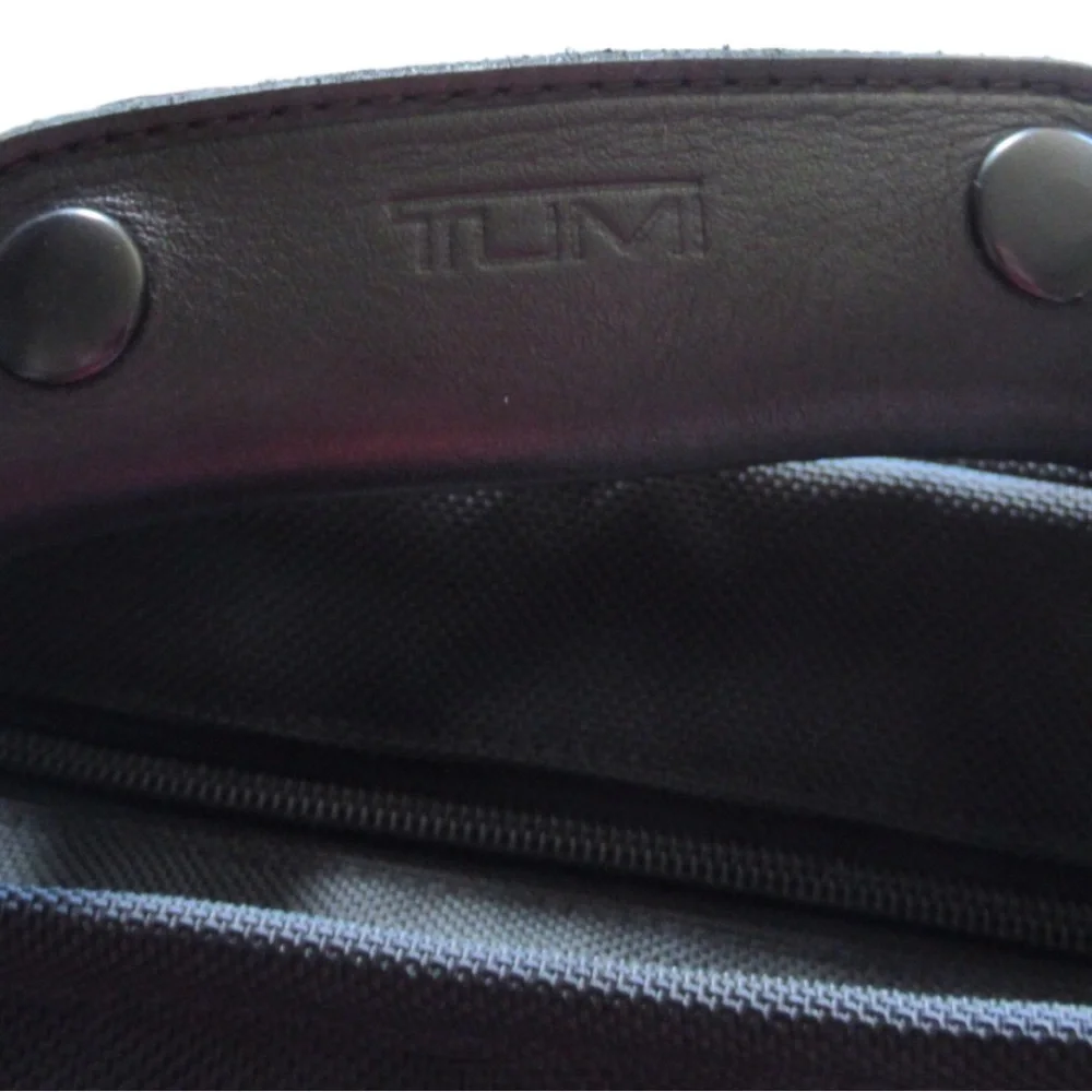 Tumi Nylon Bag Travel Briefcase Messenger